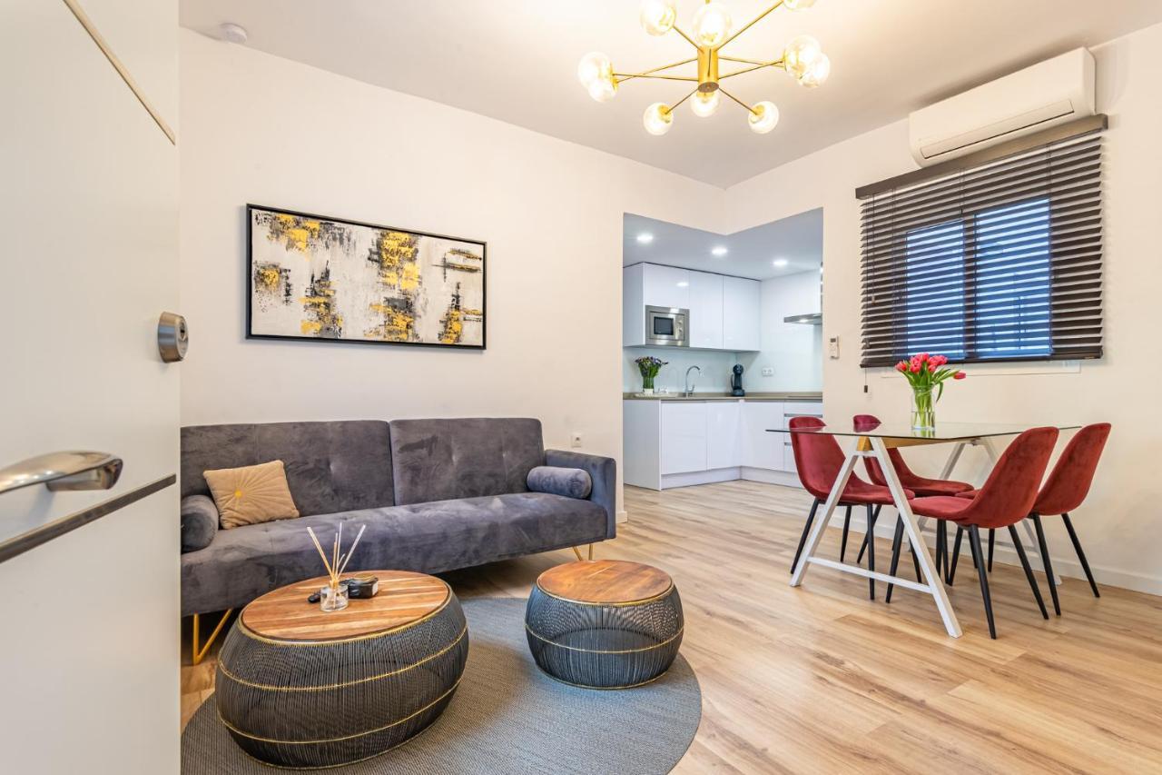 Arena Happy Apartment Фуeнхирола Екстериор снимка